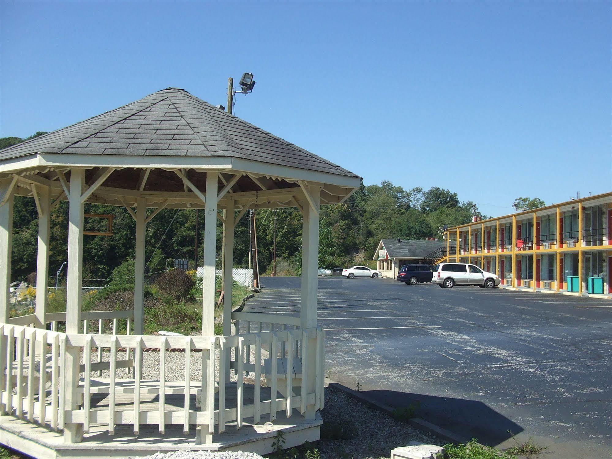 Quality Inn Mount Vernon Exterior photo
